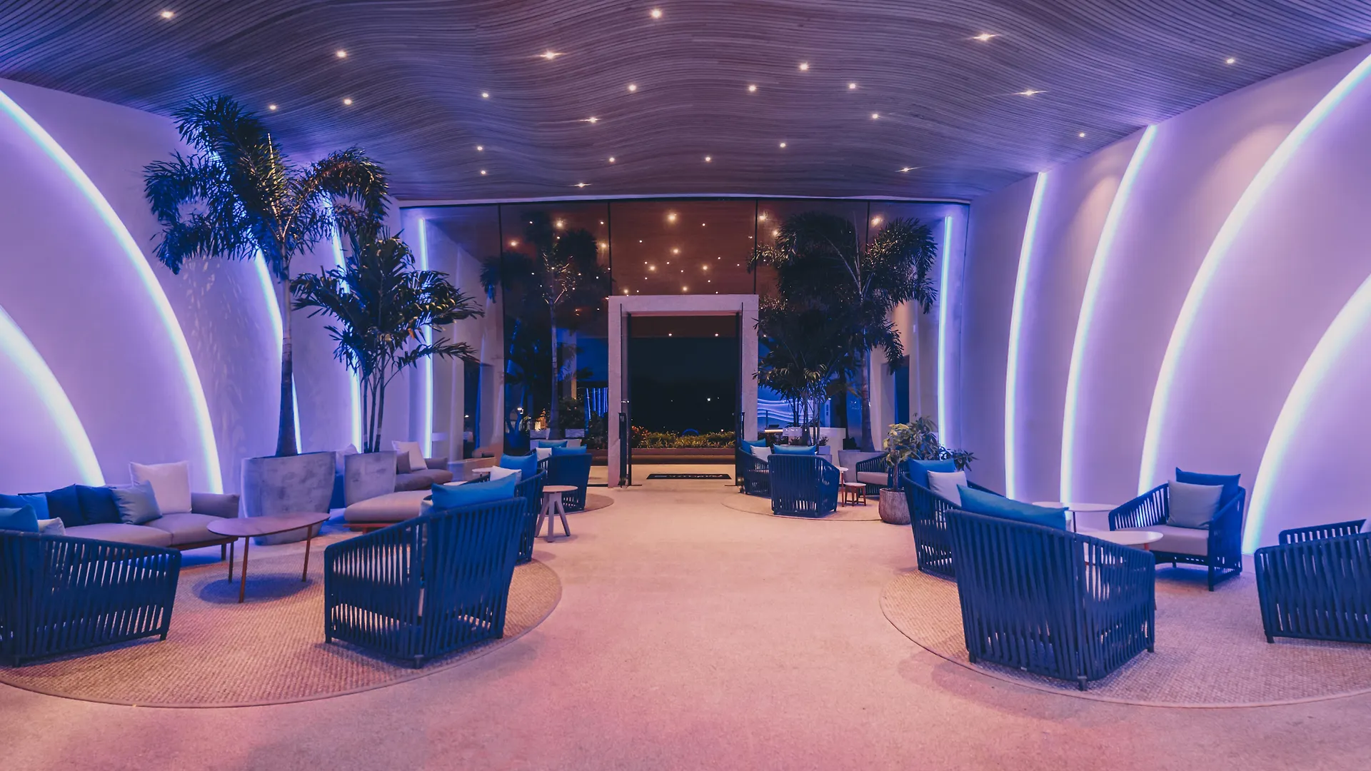 Radisson Blu Aruba Hotel Palm Beach 4*,